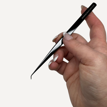 Tiny Tip 45° Lash Tweezer